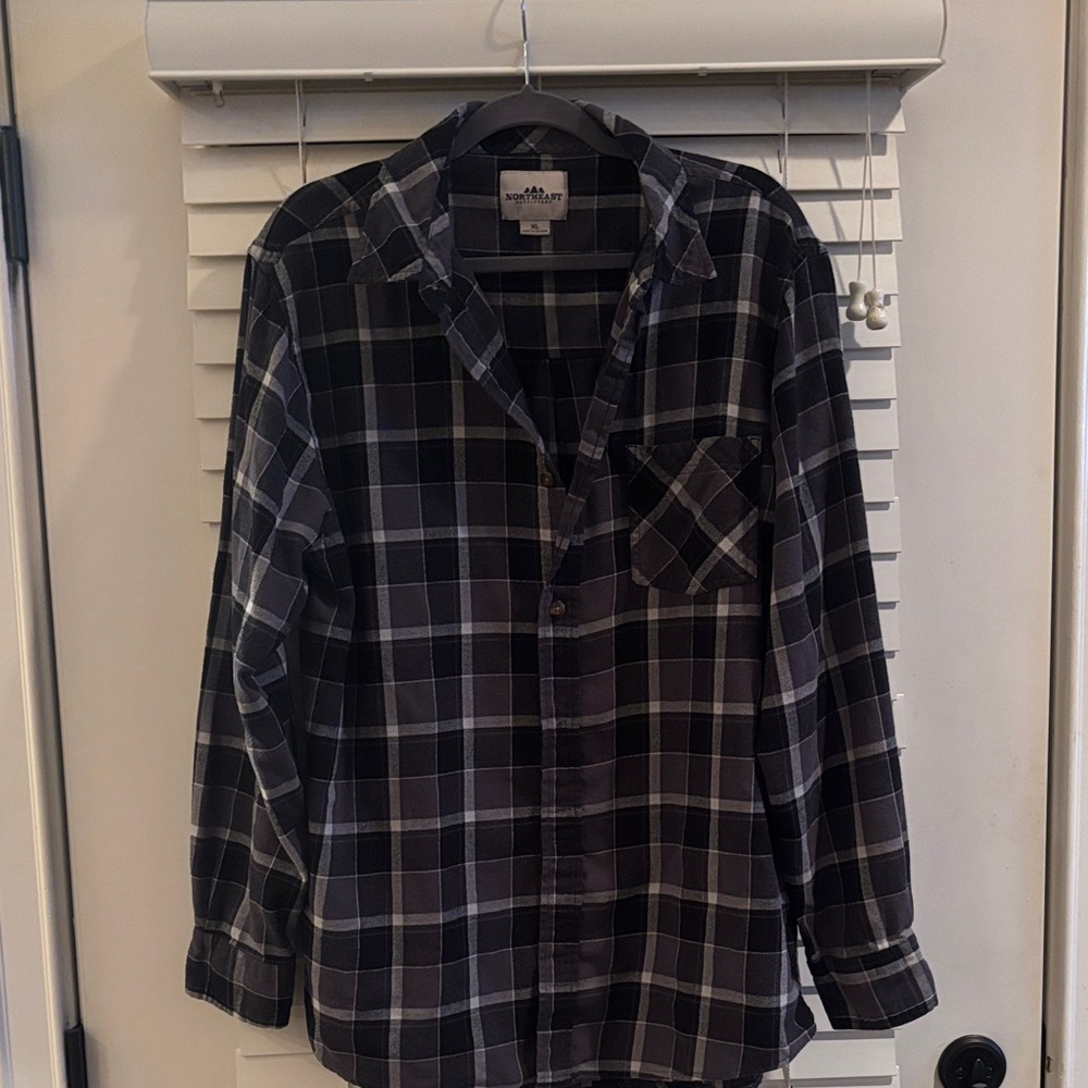 Men's Black and White Plaid Button-Down Shirt
